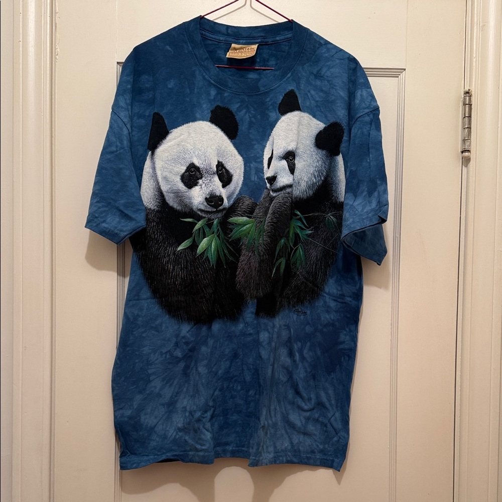 *NWT* The Mountain Blue Panda Graphic T-Shirt